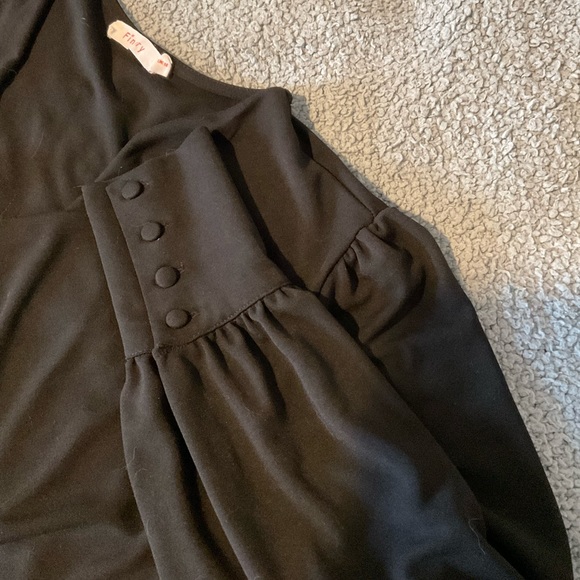 Black wrap style blouse - Picture 5 of 9